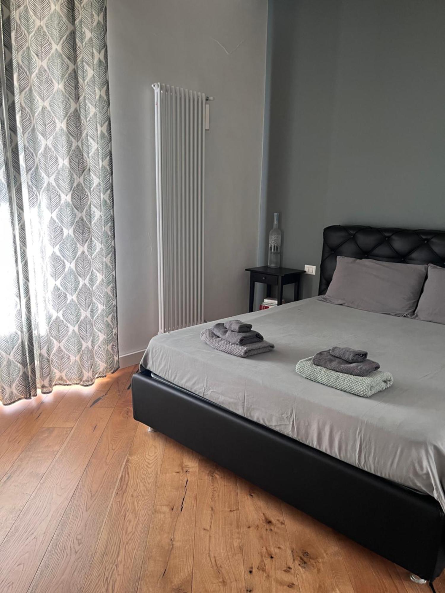 Apartamento Il Loft Nápoles Exterior foto